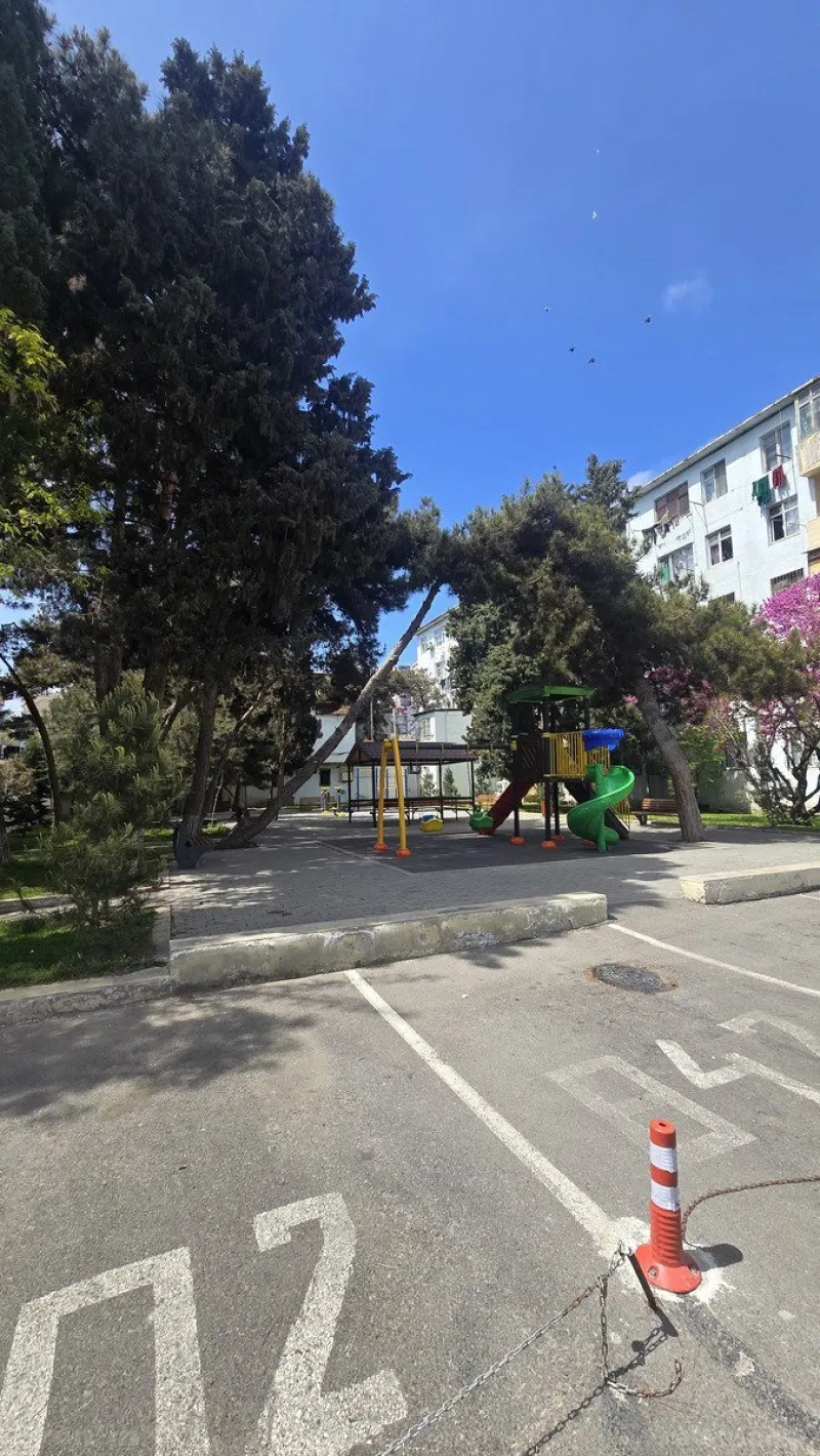 Satılır 3 otaqlı Mənzil Köhnə tikili 70 m² 3-cü mikrorayon - şəkil 2