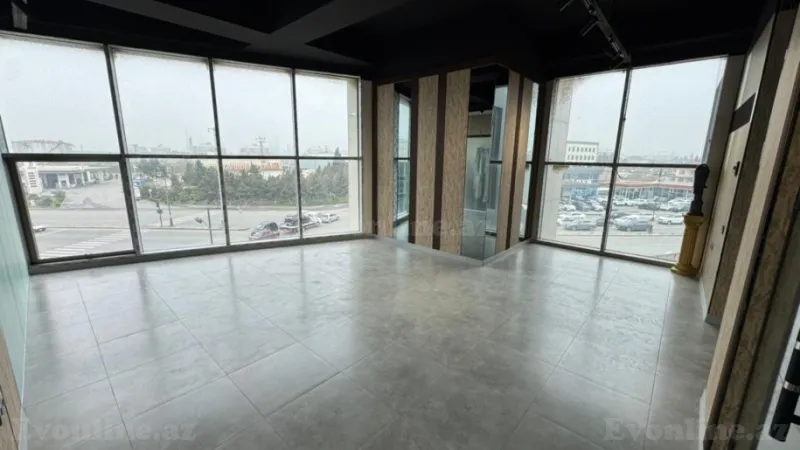 3 otaqlı Ofis 50 m² Xətai r. Kirayə verilir