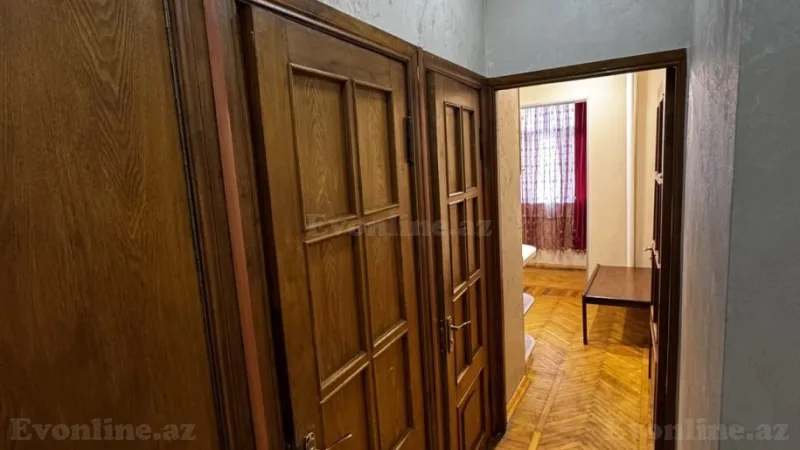 Satılır 2 otaqlı Mənzil Köhnə tikili 75 m² Böyükşor - şəkil 3