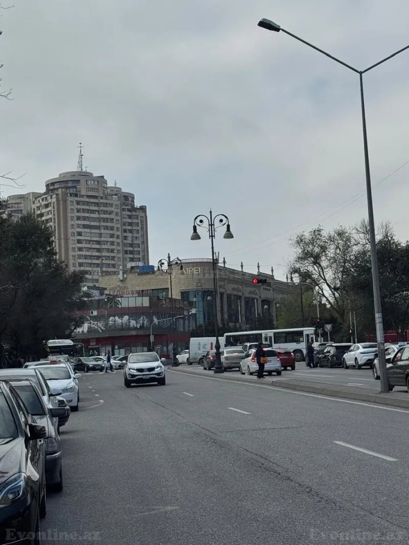 Satılır 2 otaqlı Mənzil Köhnə tikili 55 m² 1-ci mikrorayon - şəkil 16