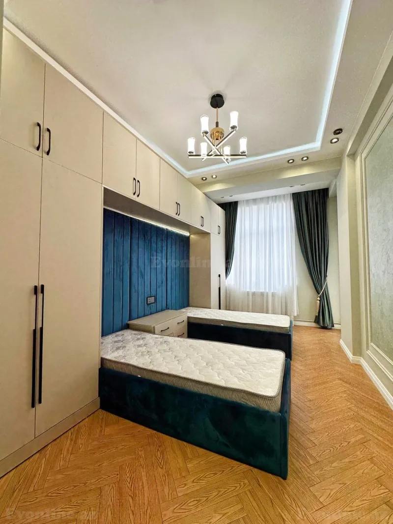 Satılır 3 otaqlı Mənzil Yeni tikili 132 m² Nəsimi r. - şəkil 5