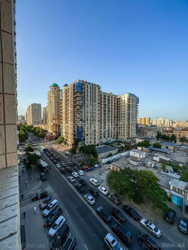 Satılır 4 otaqlı Mənzil Yeni tikili 214 m² Yasamal r. - şəkil 2