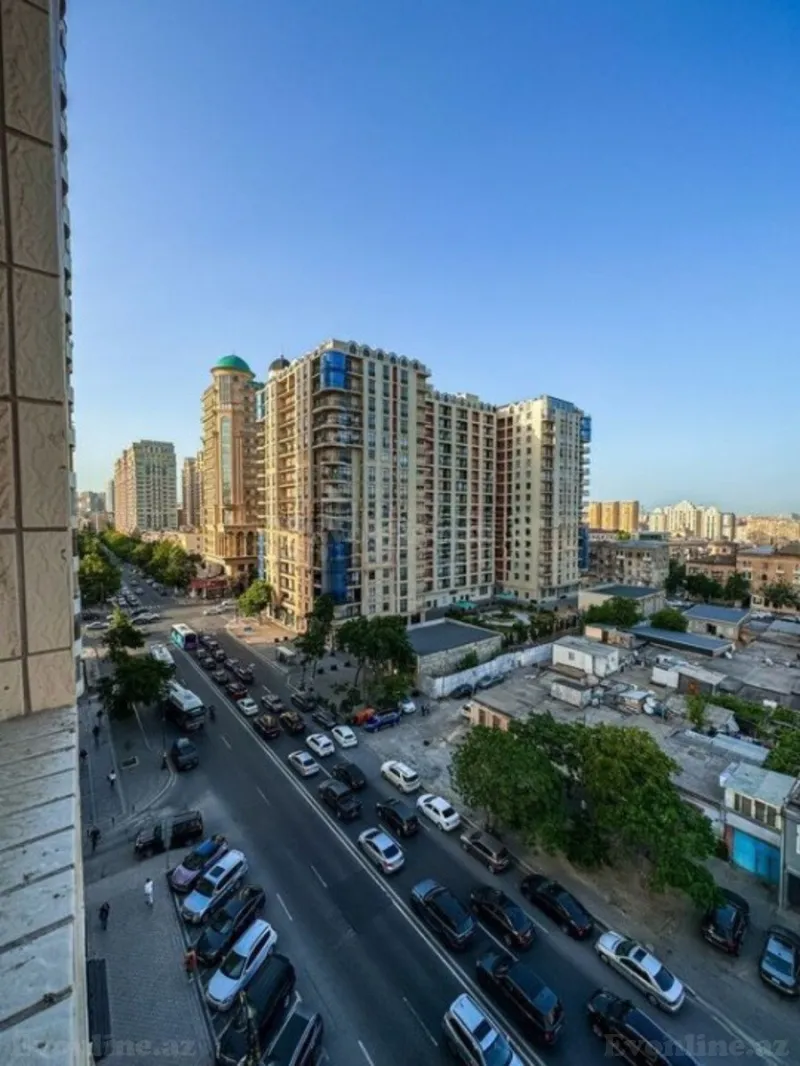 Satılır 4 otaqlı Mənzil Yeni tikili 214 m² Yasamal r. - şəkil 3