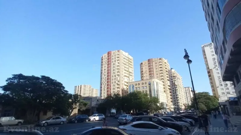 Satılır 4 otaqlı Mənzil Yeni tikili 214 m² Yasamal r. - şəkil 8