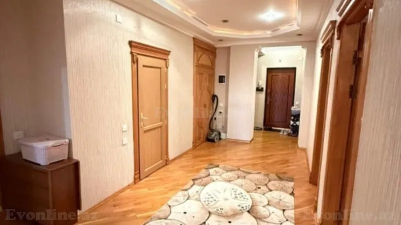 3 otaqlı Mənzil 138 m² Nərimanov r. Satılır