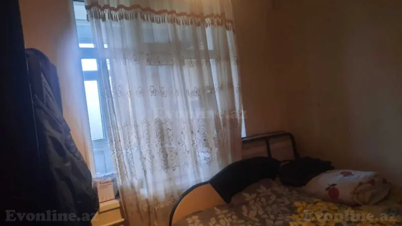 Satılır 2 otaqlı Mənzil Köhnə tikili 40 m² Neftçilər m. - şəkil 2