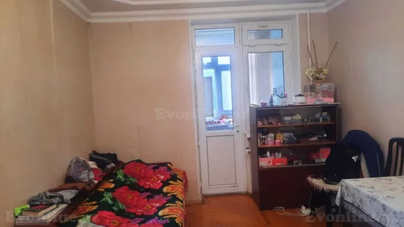 Satılır 2 otaqlı Mənzil Köhnə tikili 40 m² Neftçilər m. - şəkil 6