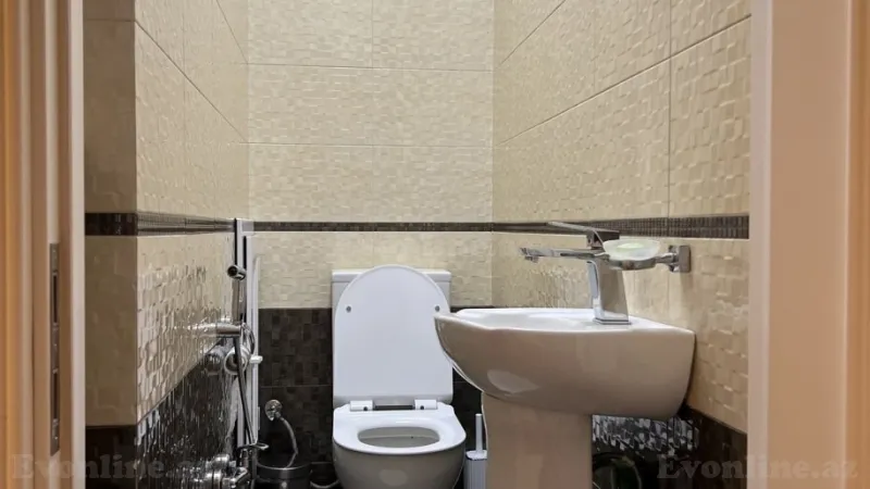 Satılır 3 otaqlı Mənzil Yeni tikili 138 m² 8-ci mikrorayon - şəkil 17