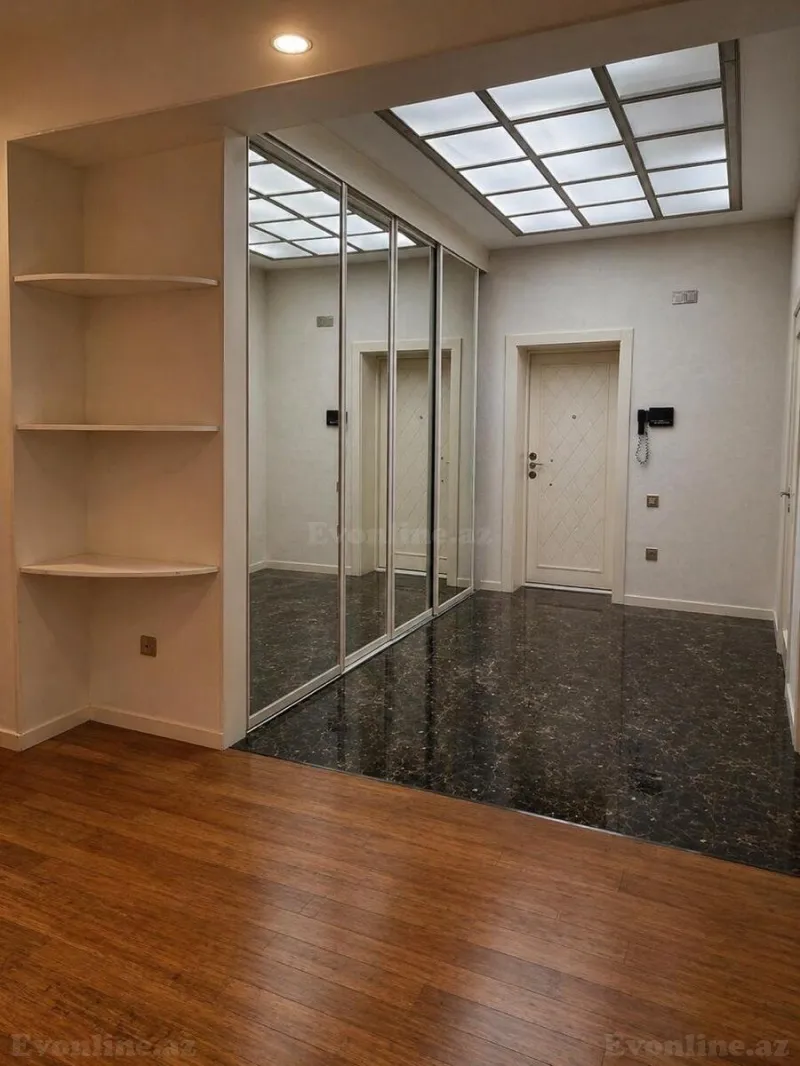 Kirayə verilir 4 otaqlı Mənzil Yeni tikili 195 m² Nizami m. - şəkil 8