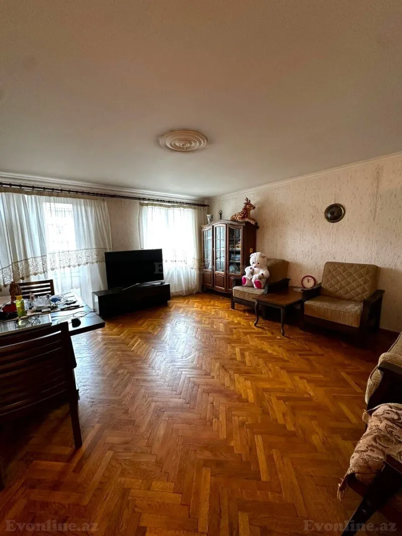 3 otaqlı Mənzil 75 m² Nəriman Nərimanov m. Satılır
