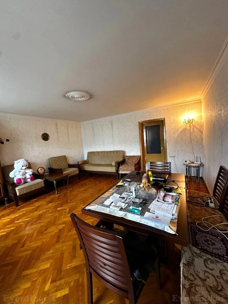 Satılır 3 otaqlı Mənzil Köhnə tikili 75 m² Nəriman Nərimanov m. - şəkil 4