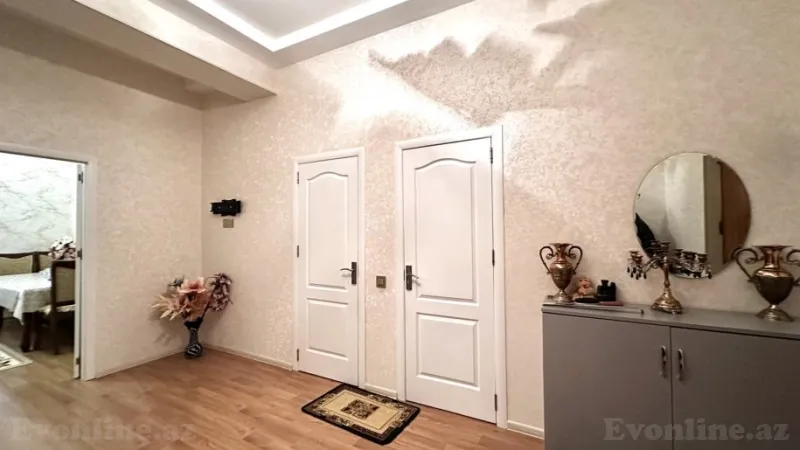 3 otaqlı Mənzil 95 m² 28 May m. Satılır