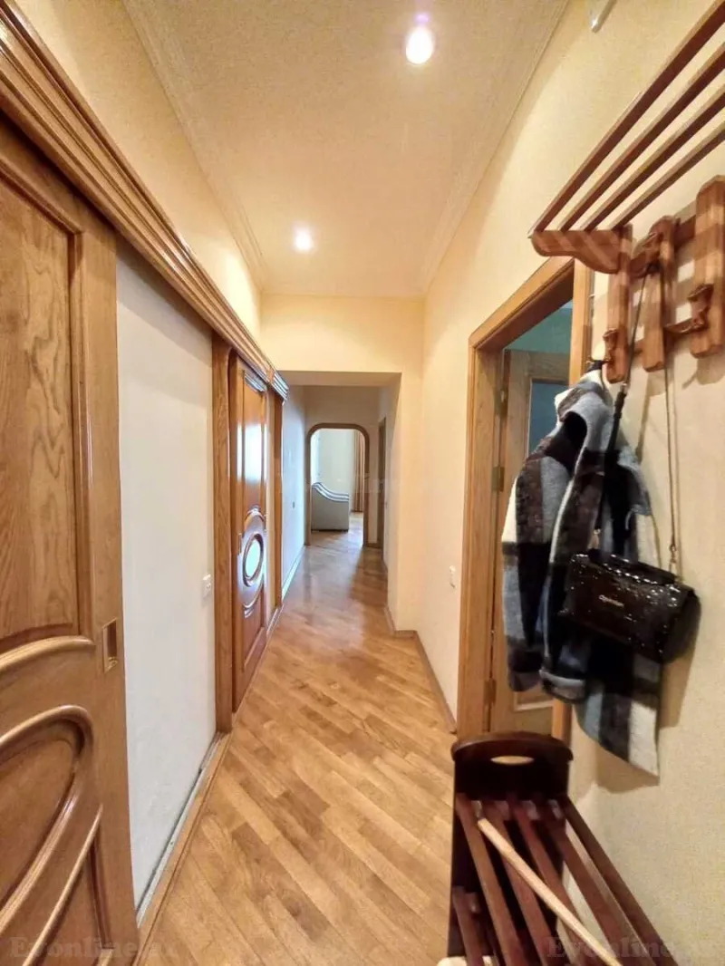 Kirayə verilir 2 otaqlı Mənzil Yeni tikili 90 m² İnşaatçılar m. - şəkil 14