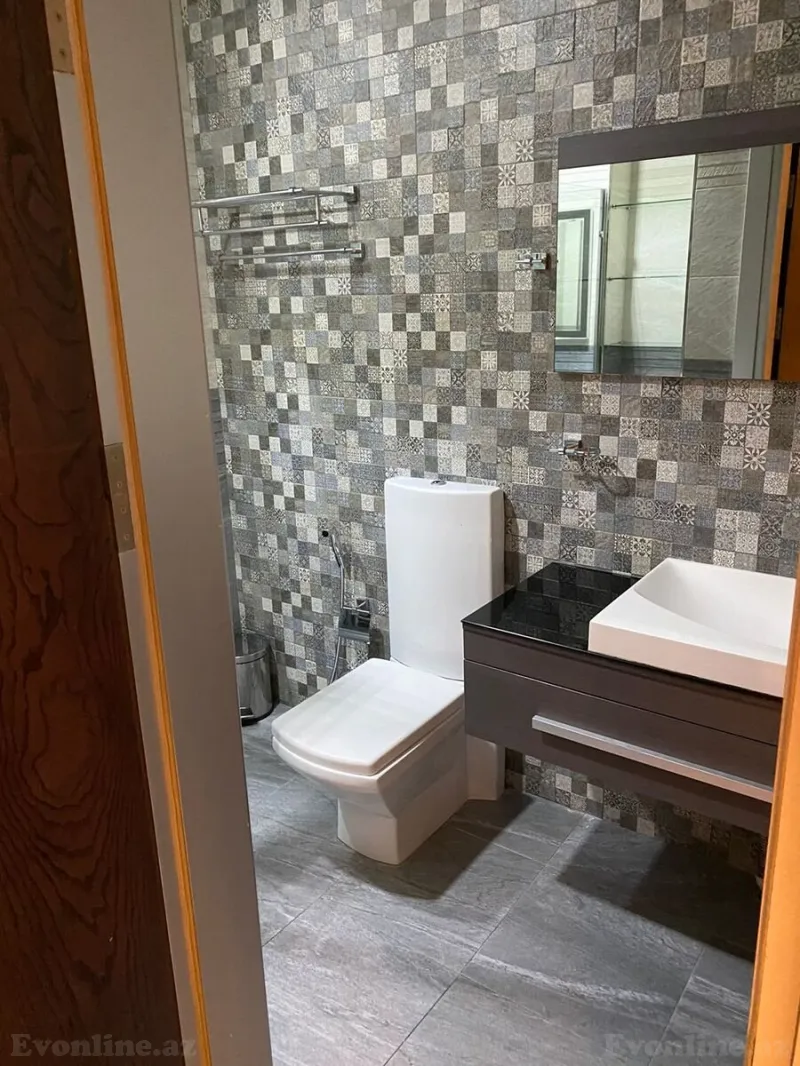 Kirayə verilir 3 otaqlı Mənzil Yeni tikili 107 m² Kubinka - şəkil 3