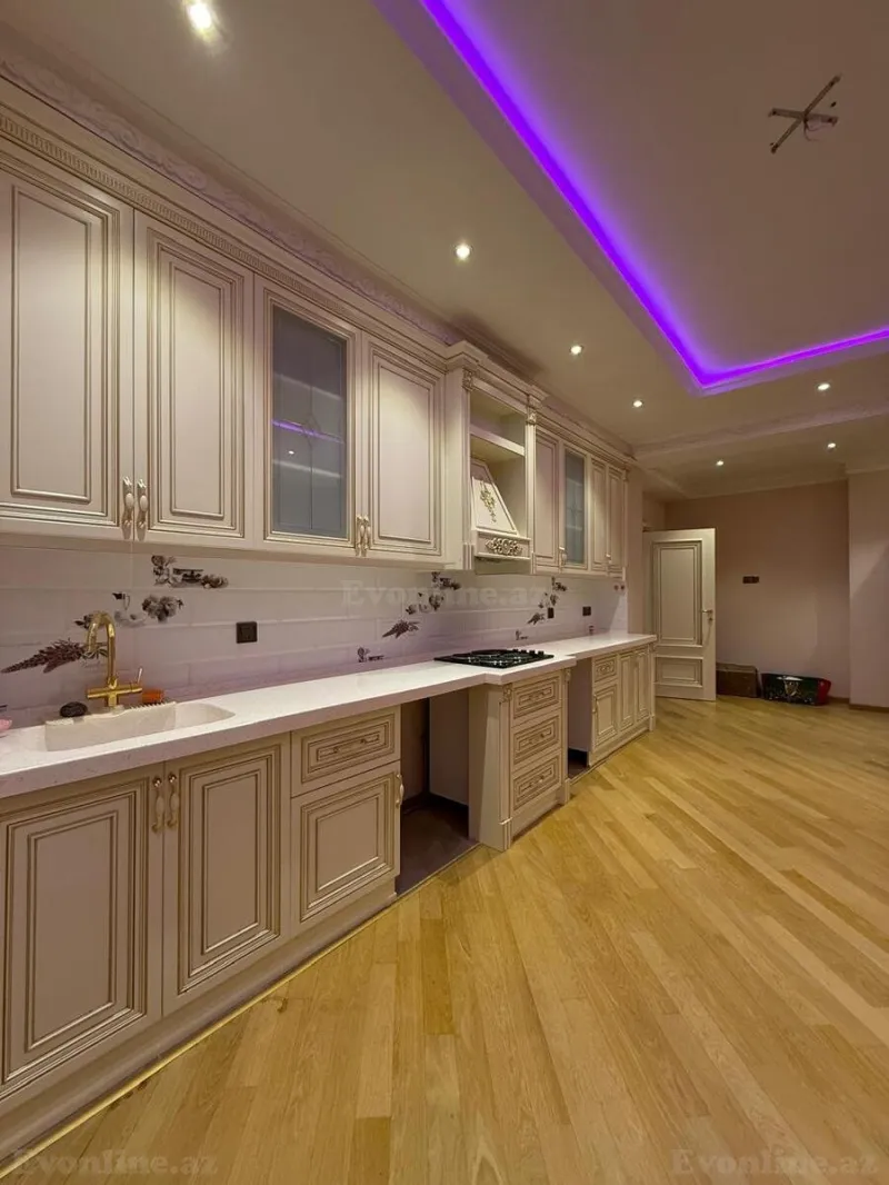 Satılır 3 otaqlı Mənzil Yeni tikili 187 m² Nərimanov r. - şəkil 12