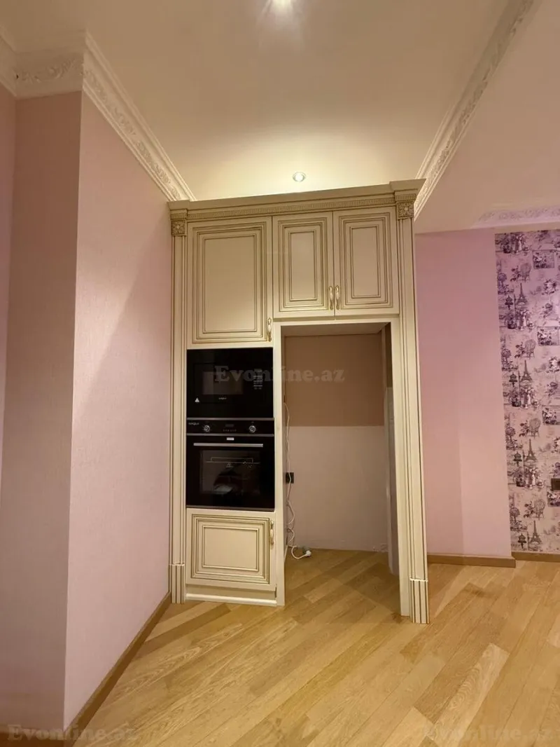 Satılır 3 otaqlı Mənzil Yeni tikili 187 m² Nərimanov r. - şəkil 13