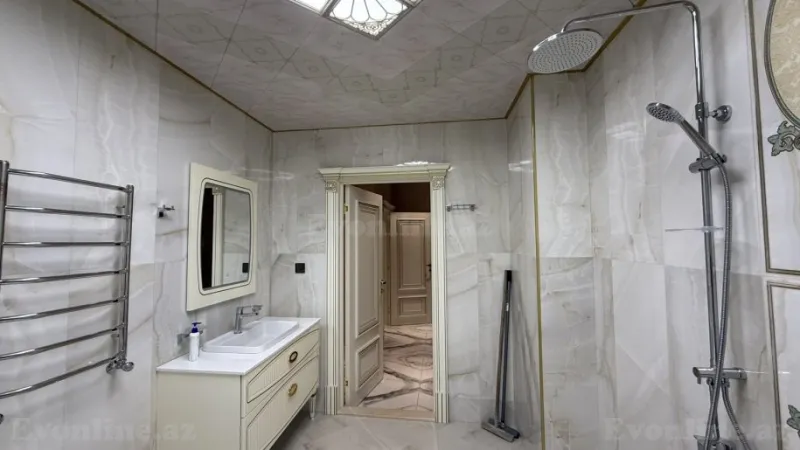 Satılır 3 otaqlı Mənzil Yeni tikili 217 m² Nərimanov r. - şəkil 22