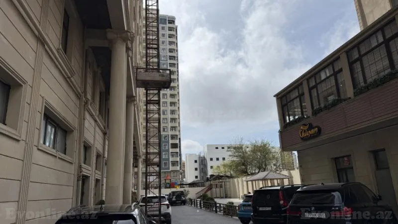 Satılır 3 otaqlı Mənzil Yeni tikili 217 m² Nərimanov r. - şəkil 29