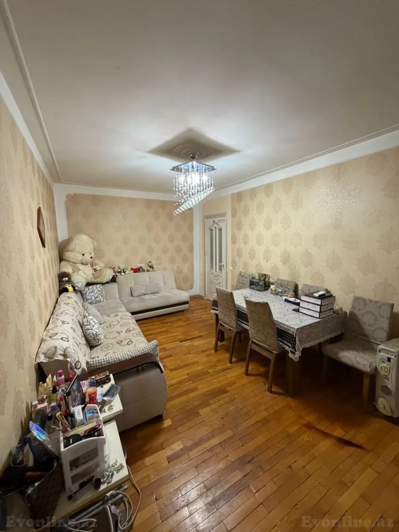 2 otaqlı Mənzil 45 m² Qara Qarayev m. Satılır