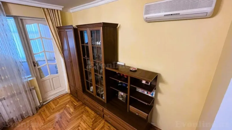 Satılır 3 otaqlı Mənzil Köhnə tikili 90 m² 20 Yanvar m. - şəkil 4