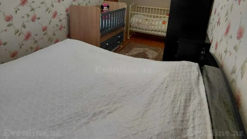 Satılır 4 otaqlı Mənzil Köhnə tikili 80 m² Həzi Aslanov - şəkil 2