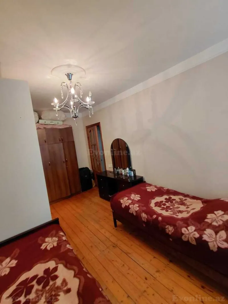 Satılır 4 otaqlı Mənzil Köhnə tikili 80 m² Həzi Aslanov - şəkil 4