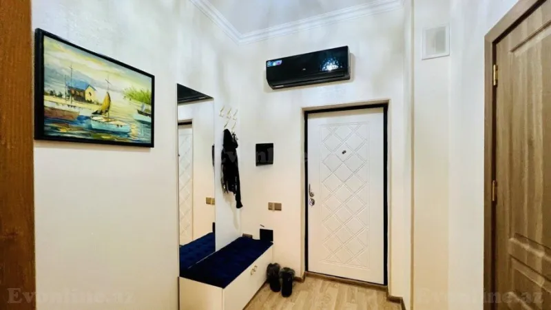 2 otaqlı Mənzil 70 m² 28 May m. Kirayə verilir