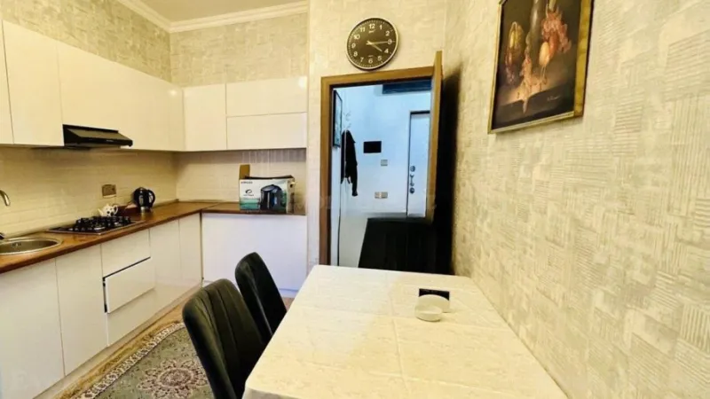 Kirayə verilir 2 otaqlı Mənzil Yeni tikili 70 m² 28 May m. - şəkil 5