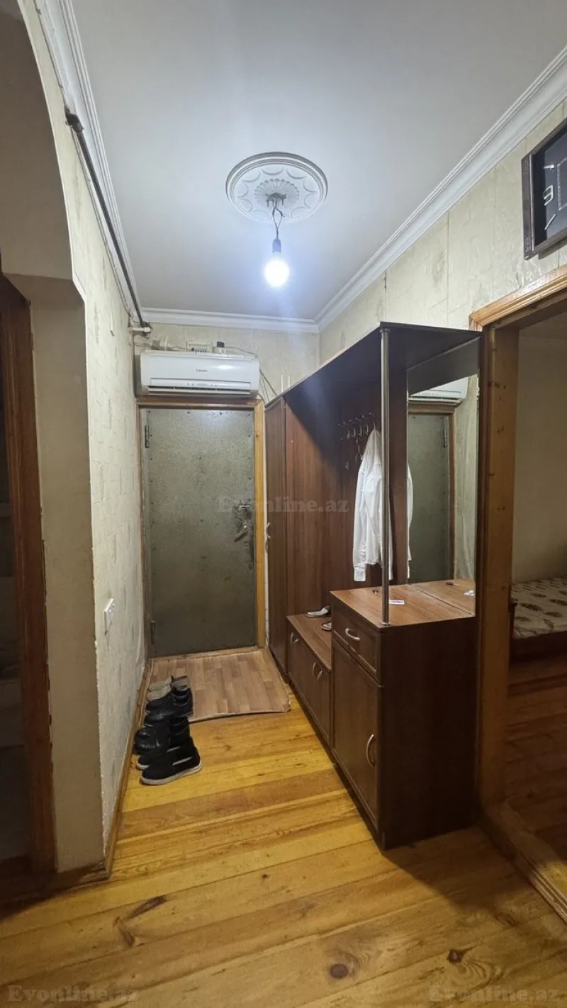 Satılır 3 otaqlı Mənzil Köhnə tikili 78 m² Mingəçevir