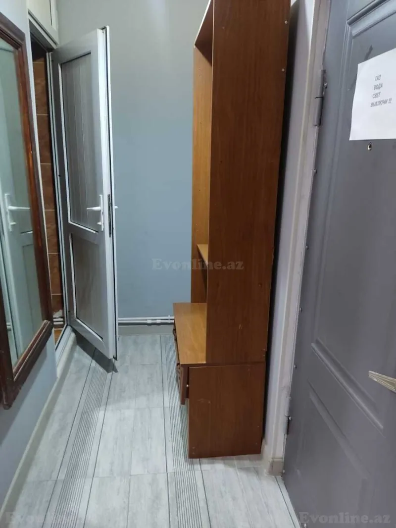Kirayə verilir 2 otaqlı Mənzil Köhnə tikili 40 m² 4-cü mikrorayon - şəkil 3