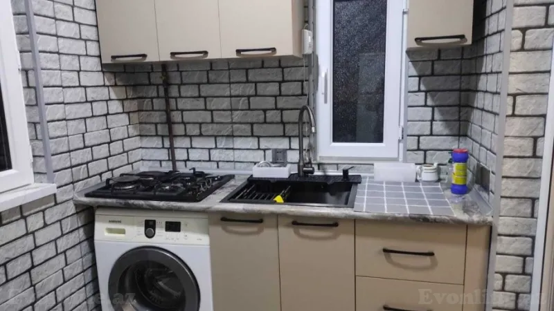 Kirayə verilir 2 otaqlı Mənzil Köhnə tikili 40 m² 4-cü mikrorayon - şəkil 9