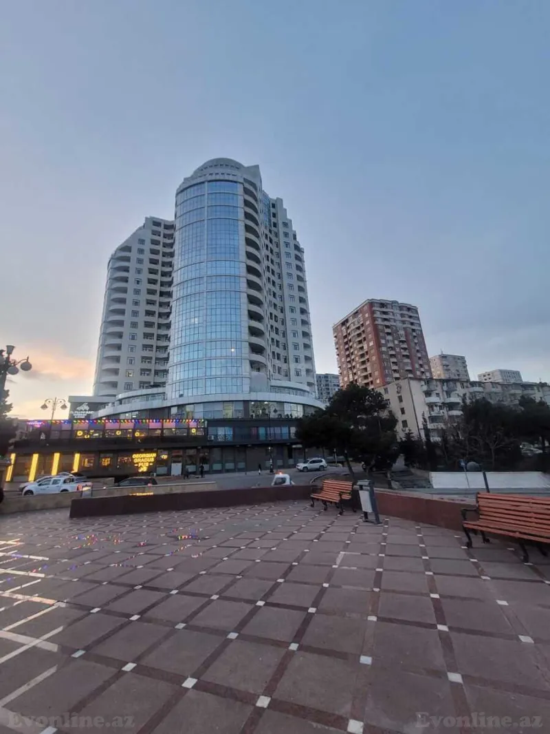 Satılır 2 otaqlı Mənzil Köhnə tikili 55 m² Yasamal - şəkil 2