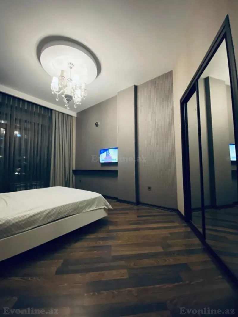 Kirayə verilir 3 otaqlı Mənzil Yeni tikili 130 m² İnşaatçılar m. - şəkil 4