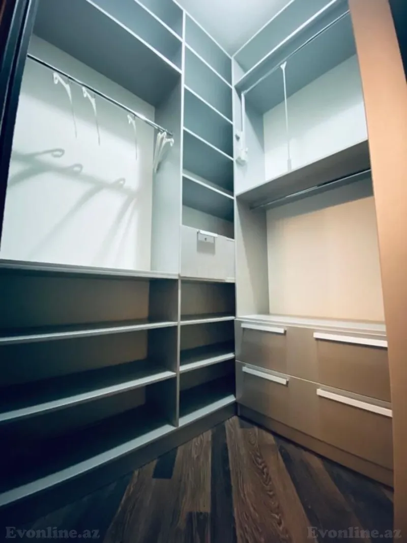 Kirayə verilir 3 otaqlı Mənzil Yeni tikili 130 m² İnşaatçılar m. - şəkil 8