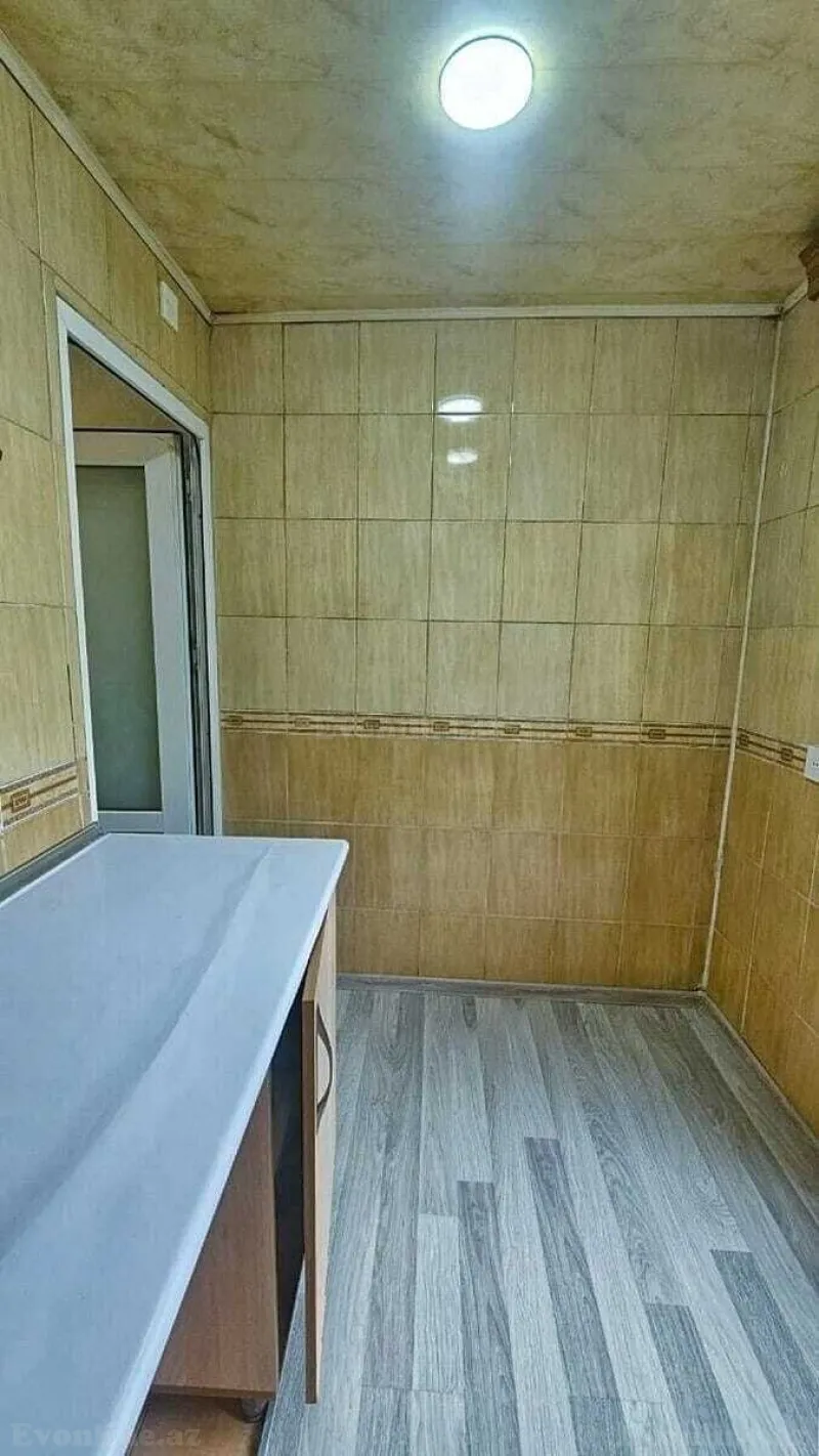 Satılır 2 otaqlı Mənzil Köhnə tikili 55 m² Qara Qarayev m. - şəkil 8