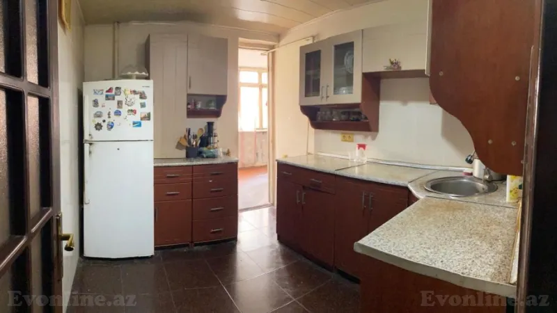 Satılır 4 otaqlı Mənzil Köhnə tikili 95 m² Həzi Aslanov - şəkil 5