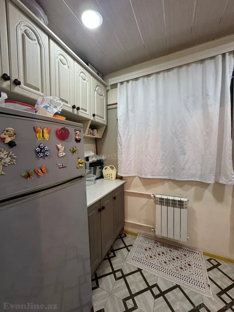 Satılır 2 otaqlı Mənzil Köhnə tikili 35 m² Yeni Yasamal - şəkil 4