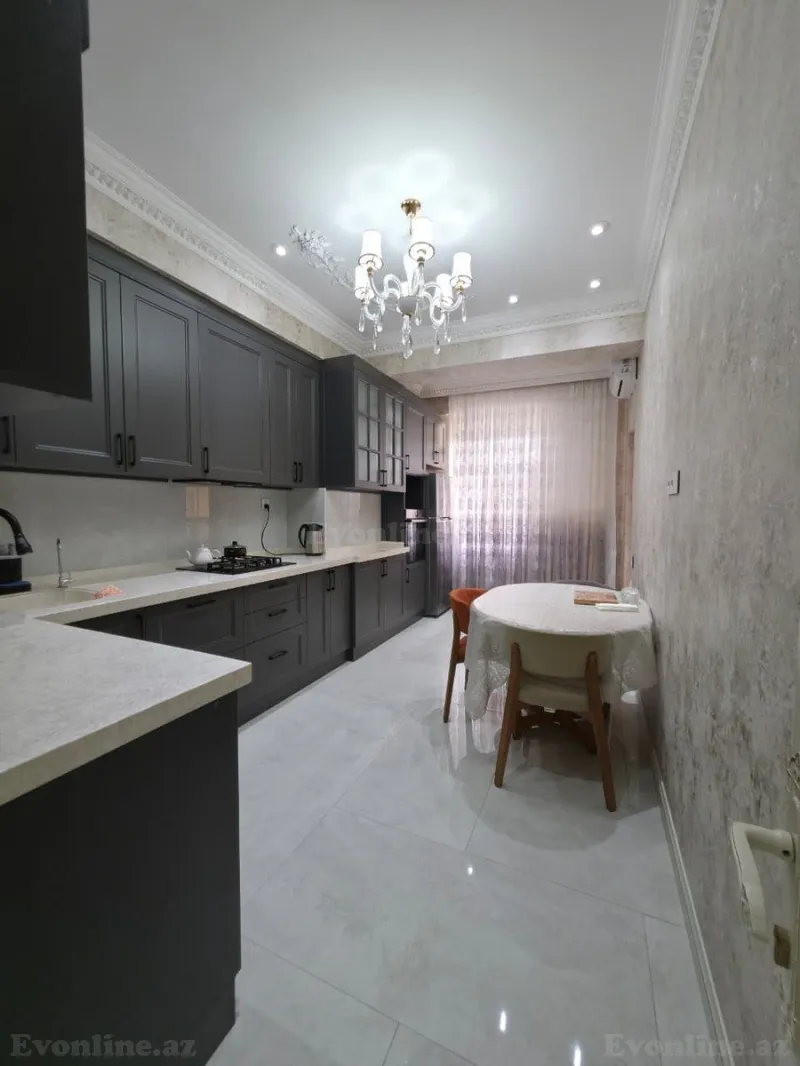 Satılır 3 otaqlı Mənzil Yeni tikili 120 m² İnşaatçılar m. - şəkil 25