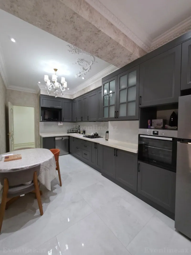 Satılır 3 otaqlı Mənzil Yeni tikili 120 m² İnşaatçılar m. - şəkil 26