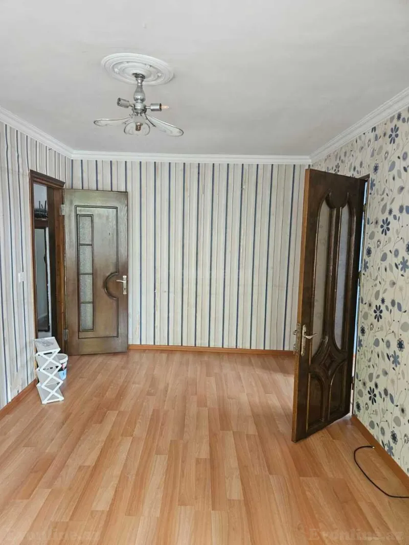 Kirayə verilir 2 otaqlı Mənzil Köhnə tikili 60 m² Əmircan - şəkil 3