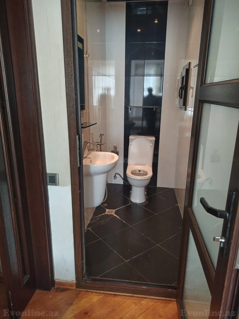 Kirayə verilir 2 otaqlı Mənzil Yeni tikili 100 m² Xətai r. - şəkil 3