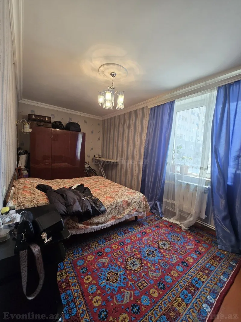 Satılır 4 otaqlı Mənzil Köhnə tikili 110 m² Nizami m. - şəkil 6