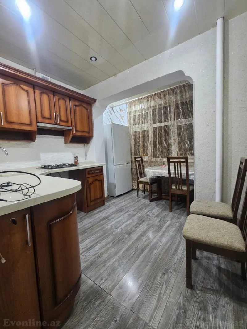 Kirayə verilir 1 otaqlı Mənzil Köhnə tikili 38 m² Xətai m. - şəkil 2