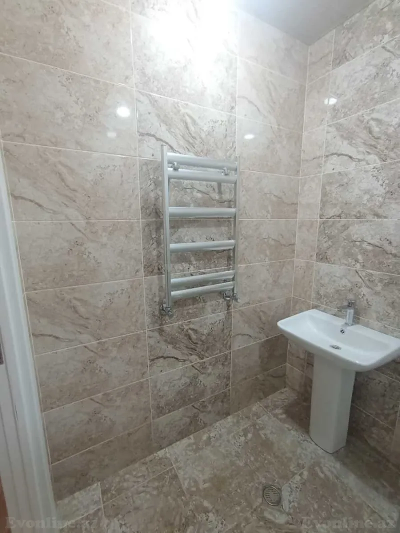 Kirayə verilir 3 otaqlı Mənzil Yeni tikili 130 m² Səbail r. - şəkil 21