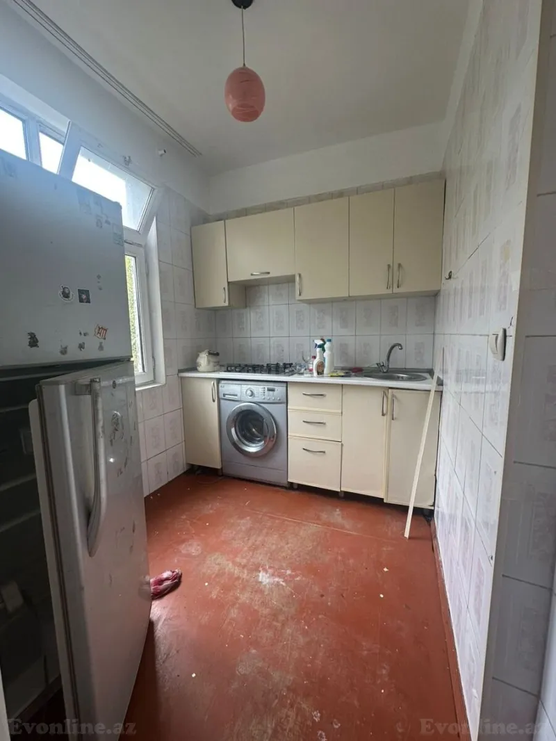 Kirayə verilir 2 otaqlı Mənzil Köhnə tikili 50 m² 7-ci mikrorayon - şəkil 5