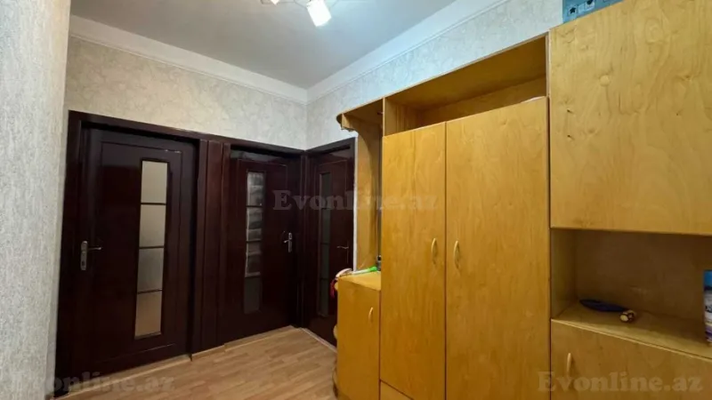 Satılır 3 otaqlı Mənzil Köhnə tikili 85 m² 8-ci mikrorayon - şəkil 4