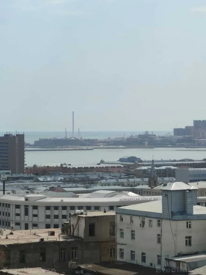 Satılır 3 otaqlı Mənzil Yeni tikili 144 m² 28 May m. - şəkil 5