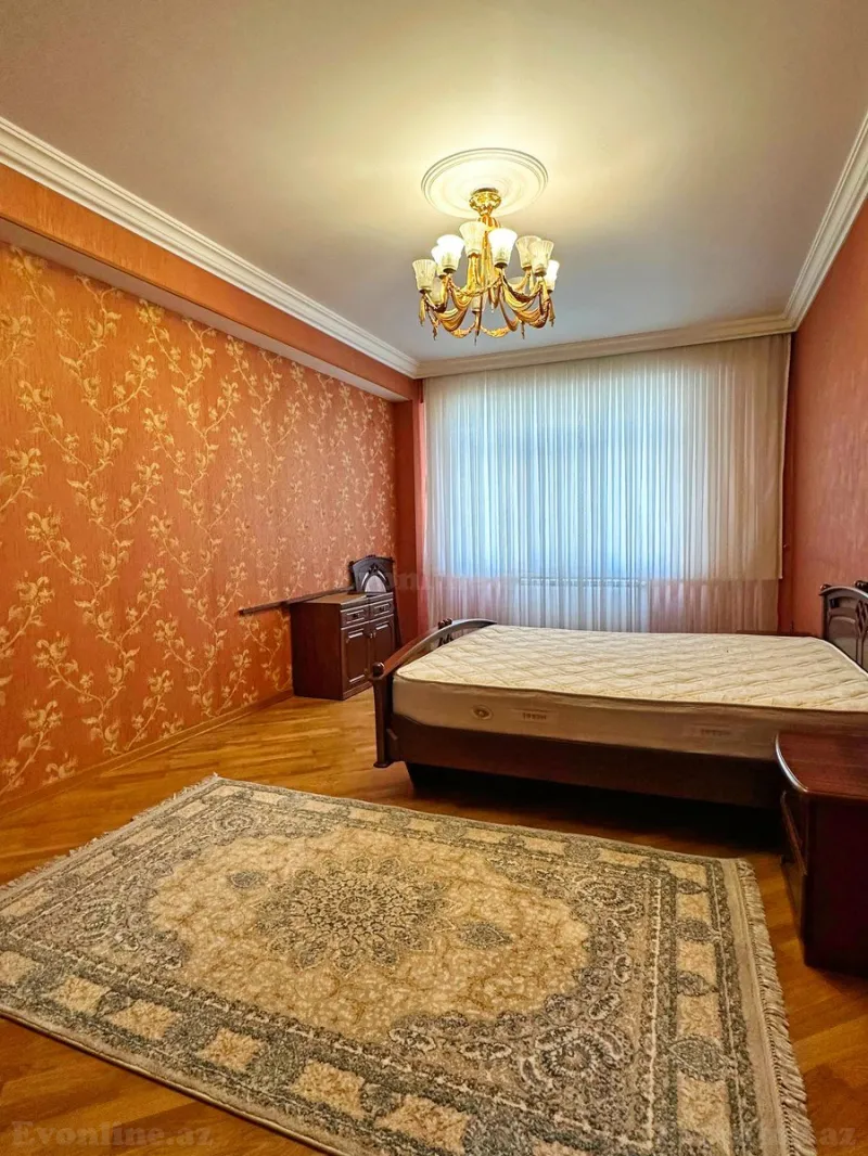 Kirayə verilir 4 otaqlı Mənzil Yeni tikili 200 m² Xətai m. - şəkil 7