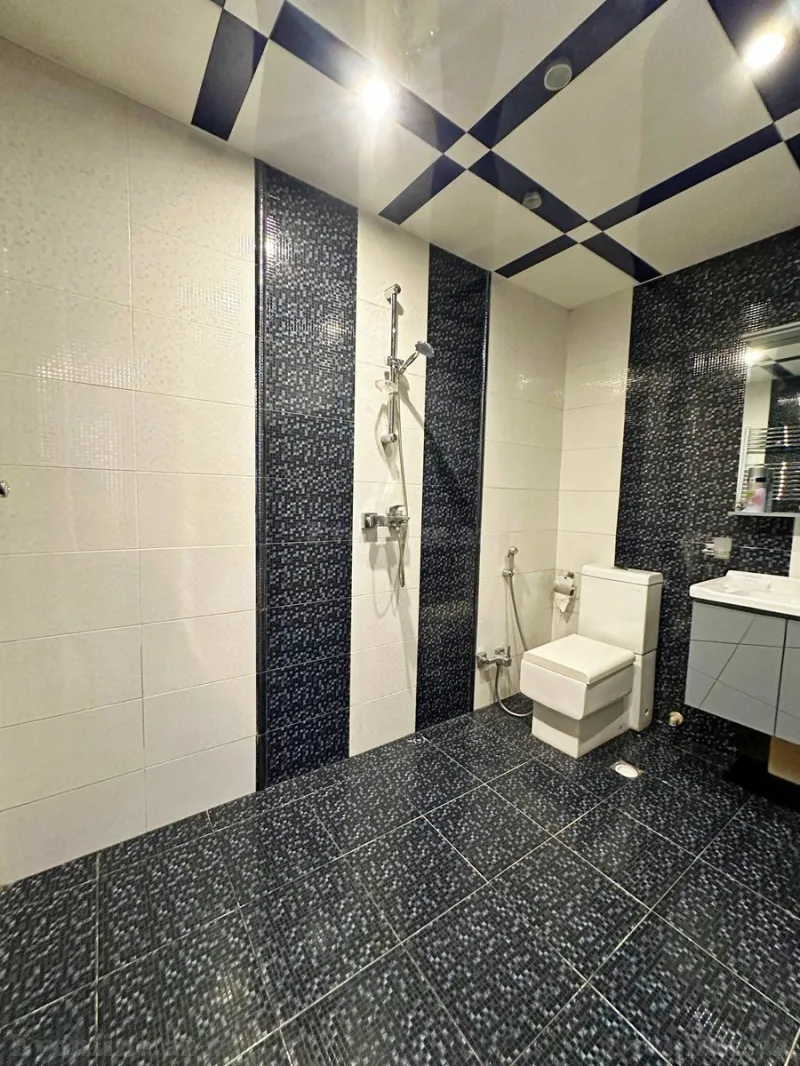 Kirayə verilir 4 otaqlı Mənzil Yeni tikili 200 m² Xətai m. - şəkil 9