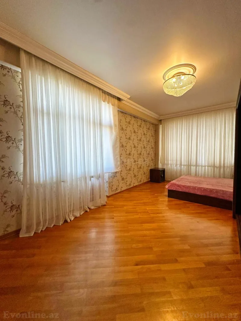 Kirayə verilir 4 otaqlı Mənzil Yeni tikili 200 m² Xətai m. - şəkil 10